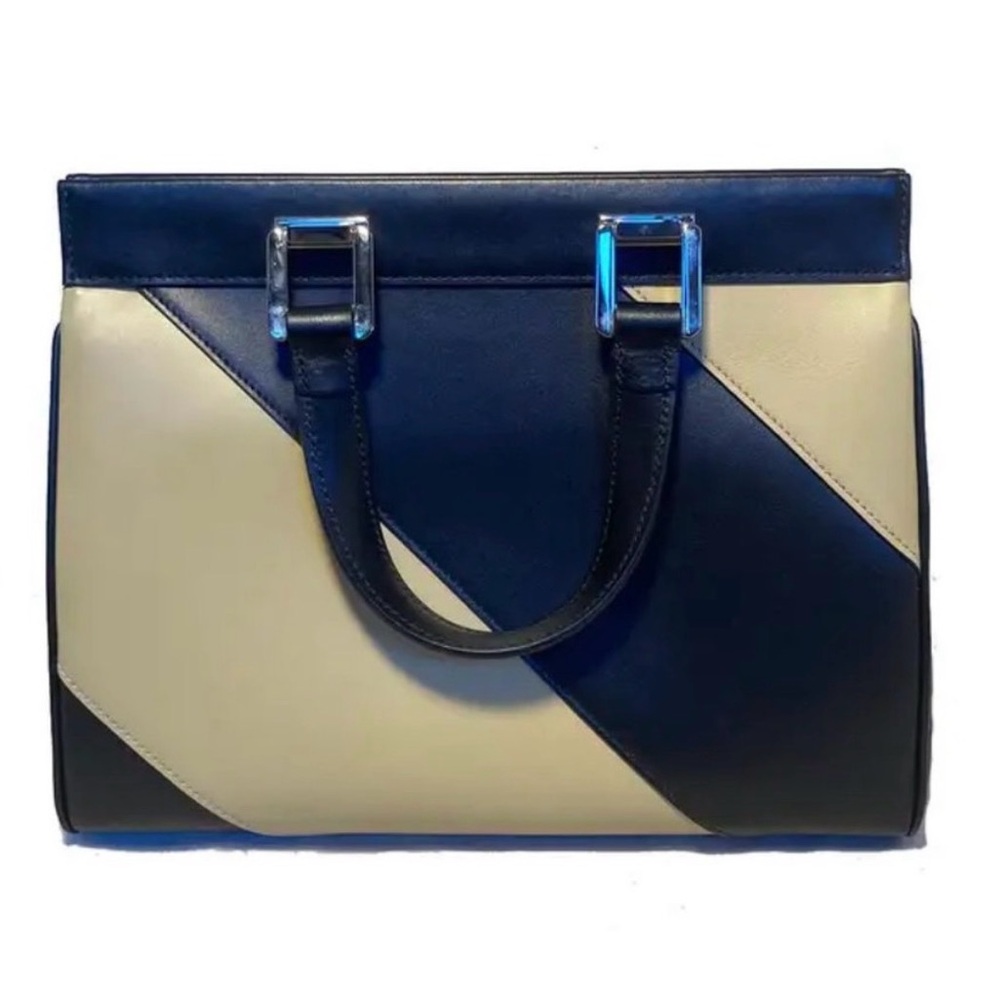 Gucci Zumi Black and Cream Satchel - Picture 4 of 12